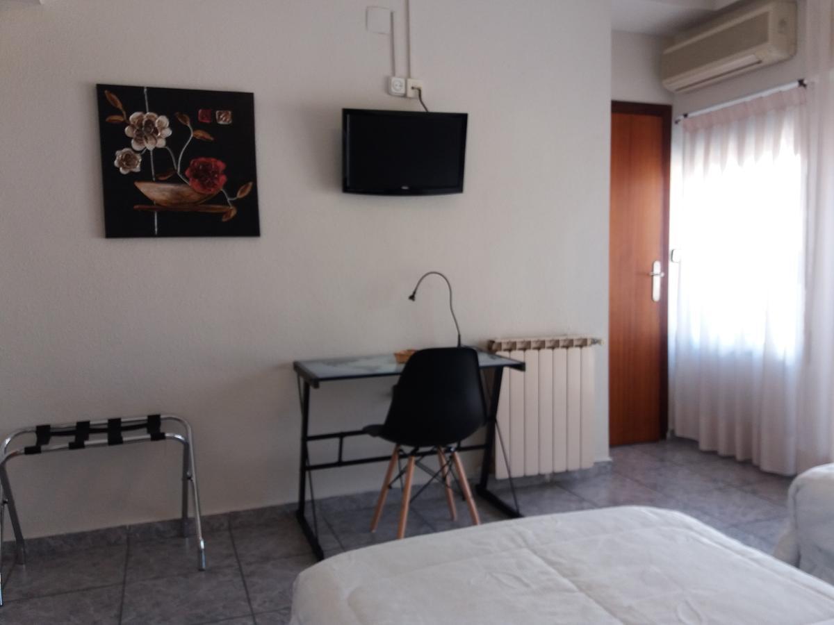 Hostal La Pilarica 파테르나 객실 사진
