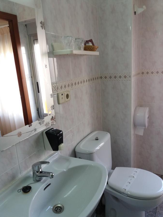 Hostal La Pilarica 파테르나 외부 사진