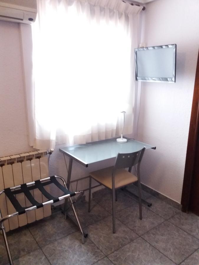 Hostal La Pilarica 파테르나 객실 사진