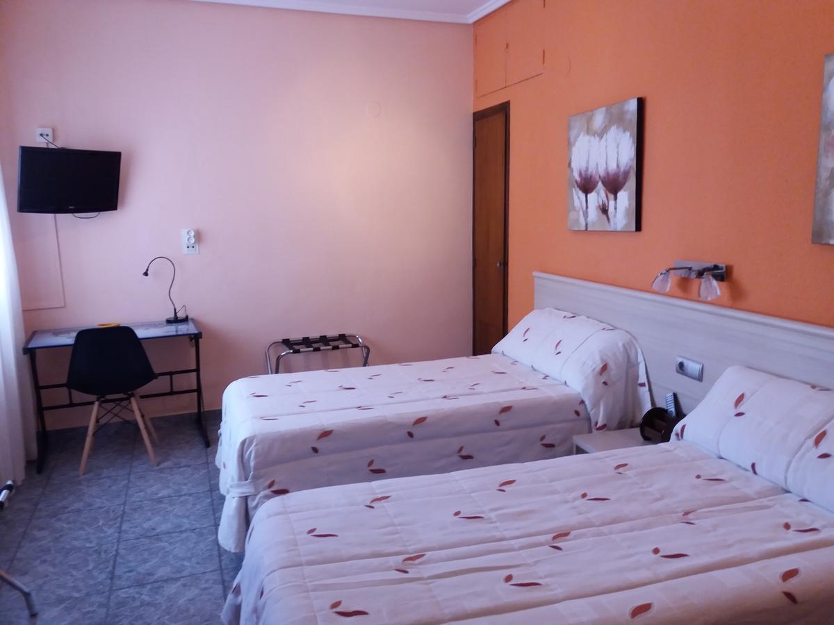 Hostal La Pilarica 파테르나 외부 사진
