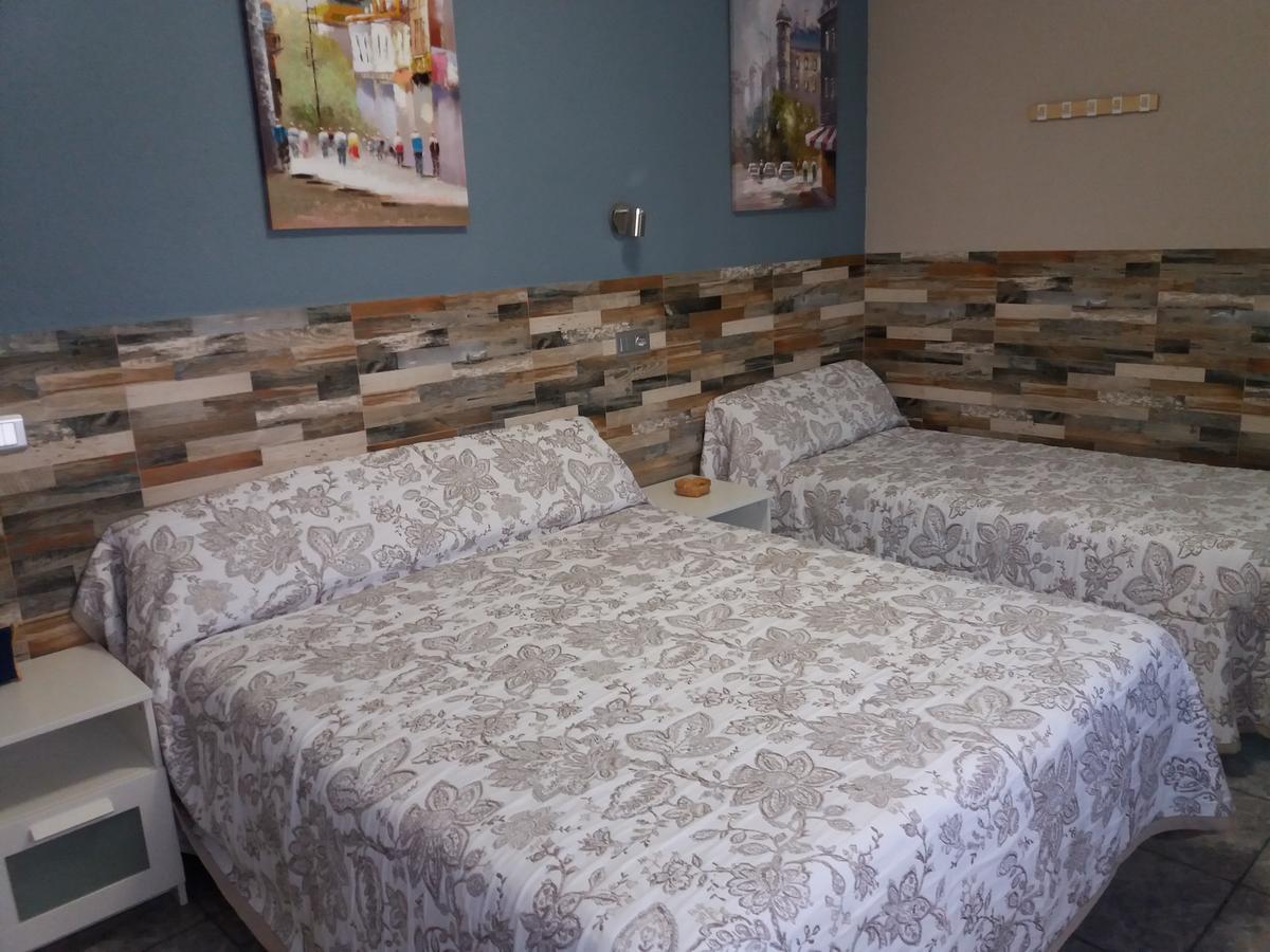 Hostal La Pilarica 파테르나 외부 사진