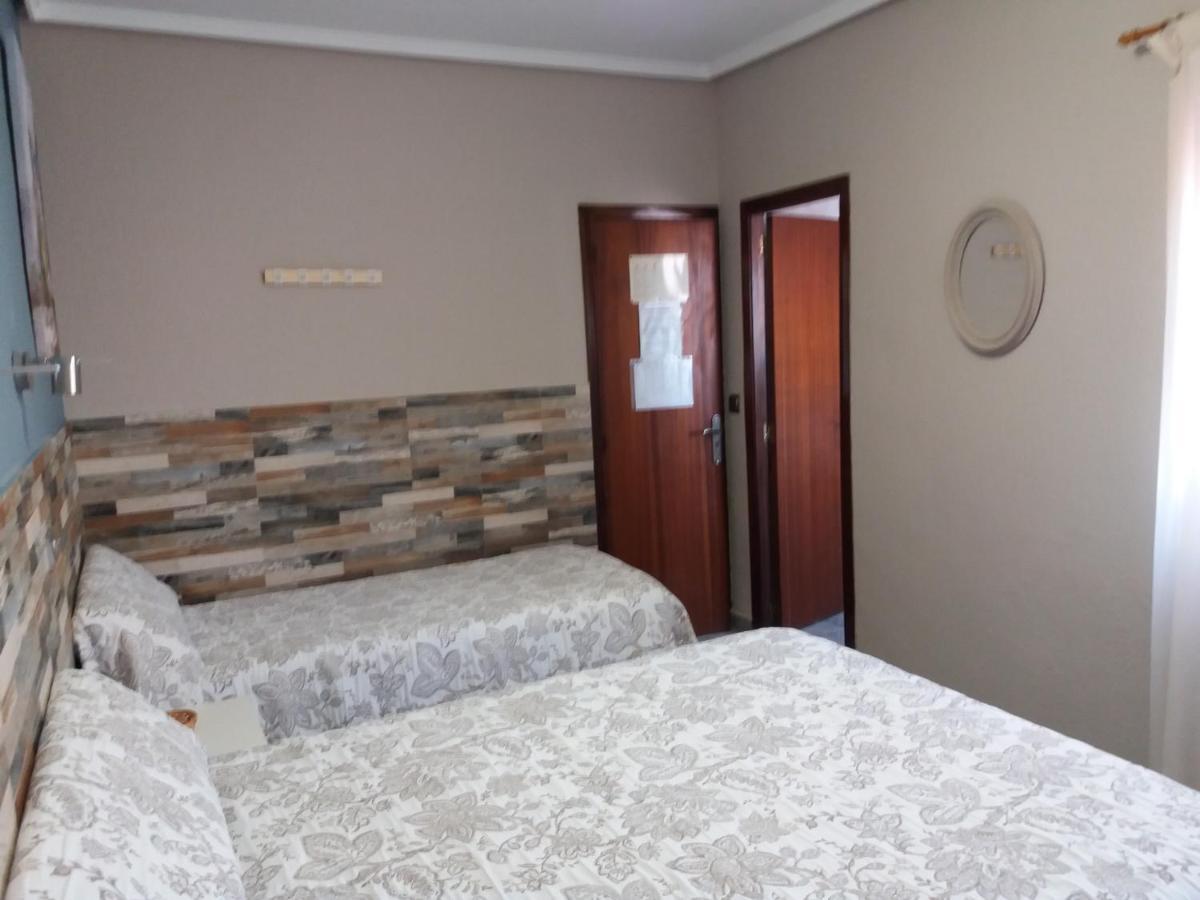 Hostal La Pilarica 파테르나 객실 사진